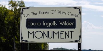 Why Teach Laura Ingalls Wilder’s “Little House” books to Boys and Girls